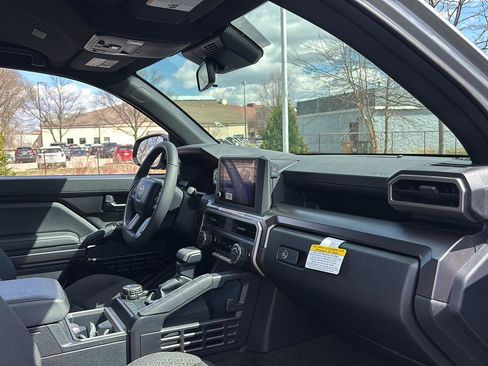 New 2026 Toyota 4Runner SR5 image 14