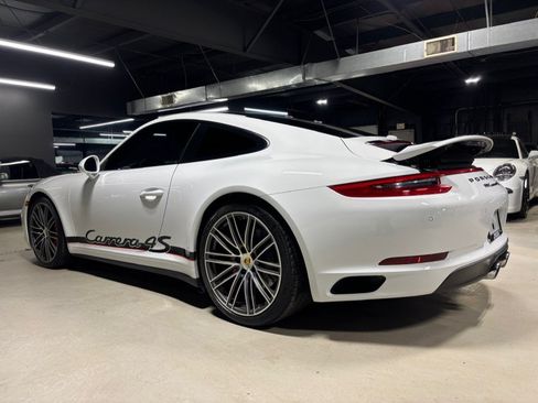 Used 2019 Porsche 911 Carrera 4S AWD/4WD image 20