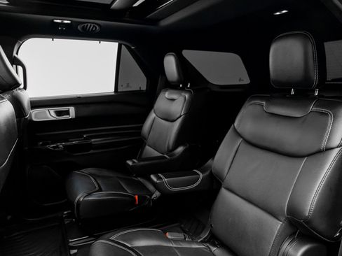 Used 2022 Ford Explorer ST w/ Equipment Group 401A image 35