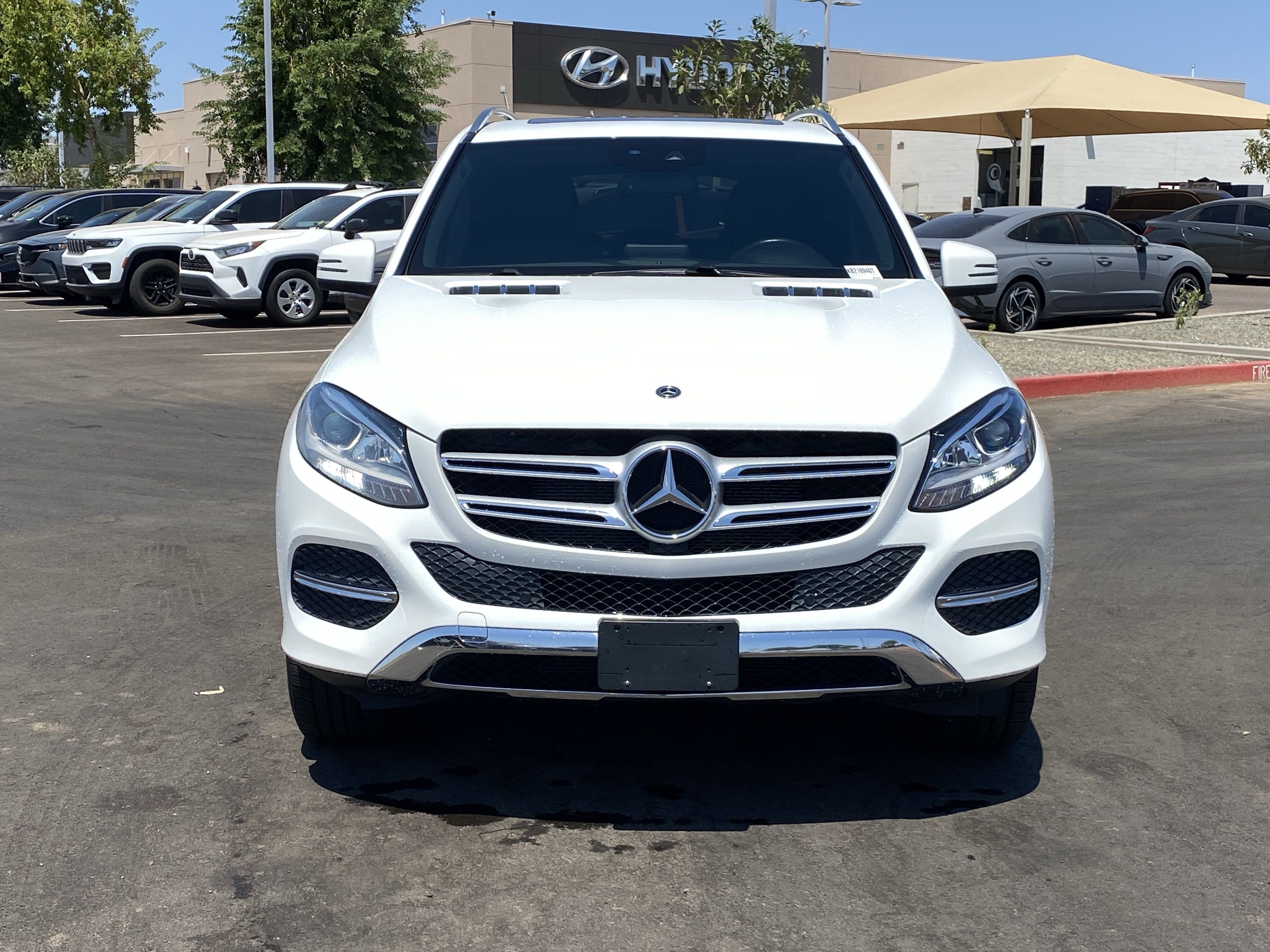 Used 2019 Mercedes-Benz GLE 400 4MATIC image 16