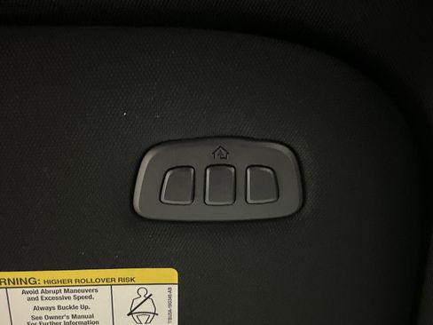 Used 2024 Ford F150 Lariat image 29