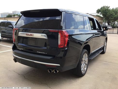 Used 2021 GMC Yukon XL Denali RWD image 4