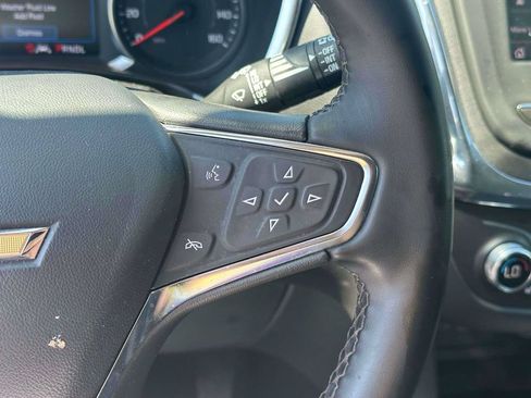 Used 2023 Chevrolet Equinox LT AWD/4WD image 23