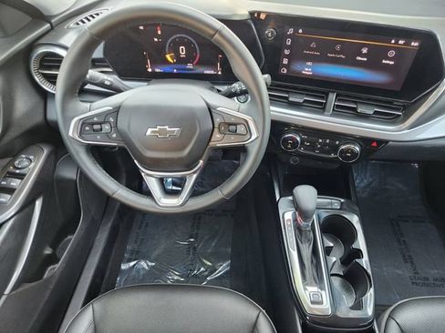 Used 2025 Chevrolet Trax ACTIV w/ Driver Confidence Package FWD image 28