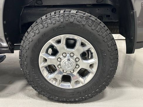 Used 2024 RAM 2500 Laramie image 64