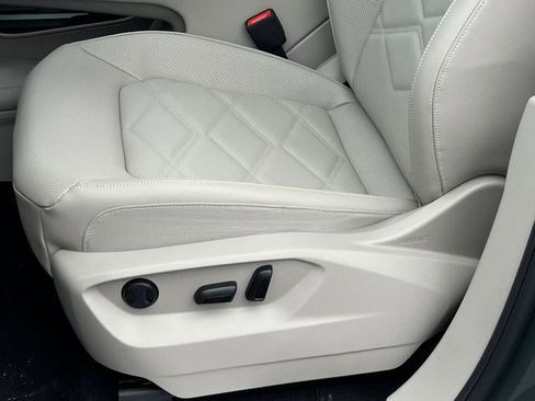 New 2026 Volkswagen Atlas SE image 30