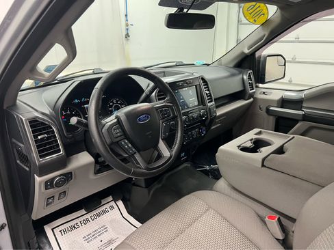 Used 2016 Ford F150 XLT w/ Equipment Group 302A Luxury image 12