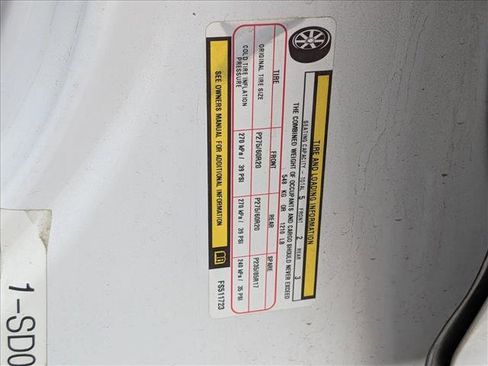 Used 2015 RAM 1500 Laramie w/ Convenience Group image 18