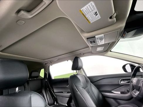 Used 2026 Nissan Rogue Platinum w/ Platinum Premium Package AWD/4WD image 22