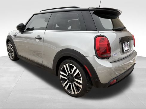 Used 2024 MINI Cooper SE image 3