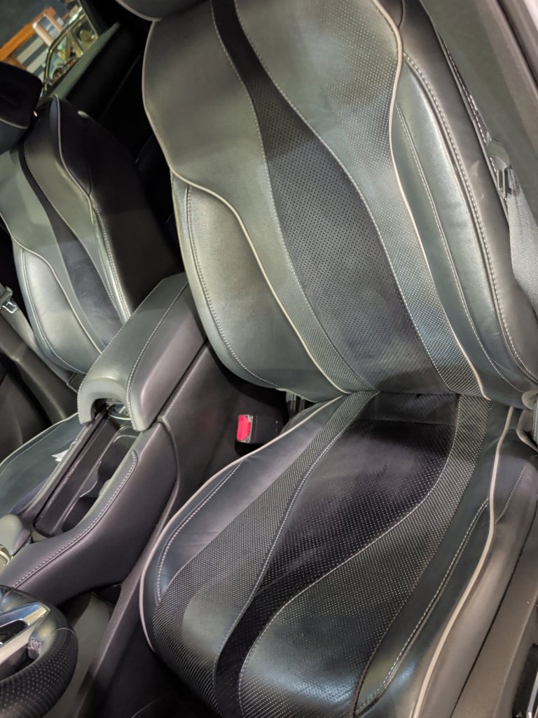 Used 2019 Acura RDX w/ Advance Package AWD/4WD image 6