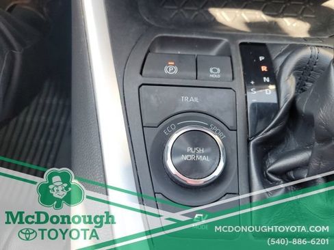 Used 2021 Toyota RAV4 XLE w/ Convenience Package AWD/4WD image 26