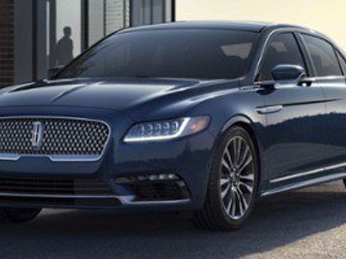 Used 2017 Lincoln Continental Select FWD image 1