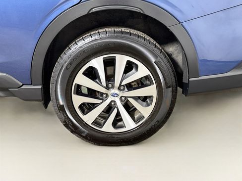 Used 2020 Subaru Outback Premium AWD/4WD image 27