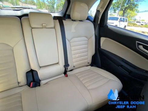 Used 2021 Ford Edge SEL w/ Convenience Package AWD/4WD image 15