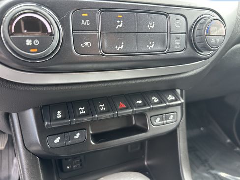 Certified 2022 Chevrolet Colorado ZR2 AWD/4WD image 16