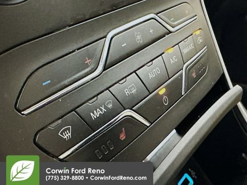 Certified 2018 Ford Edge SEL w/ Equipment Group 201A AWD/4WD image 16