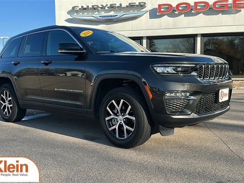 Used 2024 Jeep Grand Cherokee Limited w/ Trailer Tow Package image 1