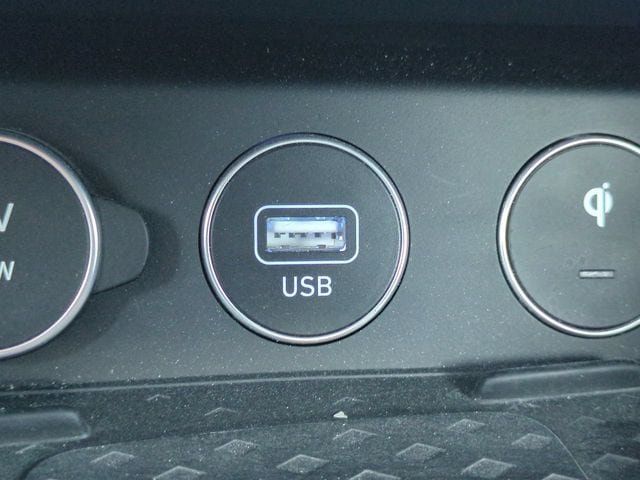 Used 2024 Genesis G70 3.3T Advanced AWD/4WD image 22