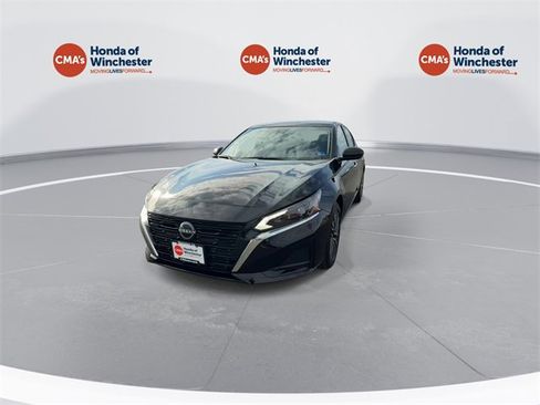 Used 2024 Nissan Altima 2.5 SV image 4