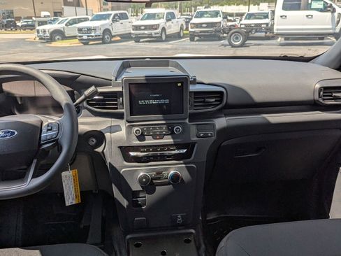 New 2025 Ford Explorer 4WD Police Interceptor image 13