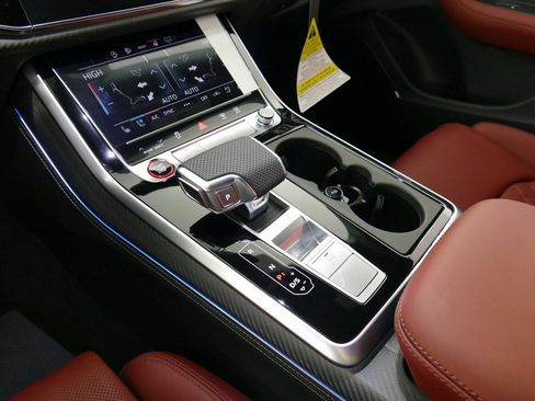 New 2026 Audi SQ8 Premium Plus image 22