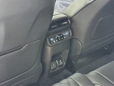 Used 2026 Genesis GV80 3.5T Prestige AWD/4WD image 18