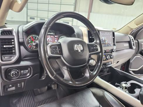 Used 2021 RAM 1500 Laramie AWD/4WD image 18