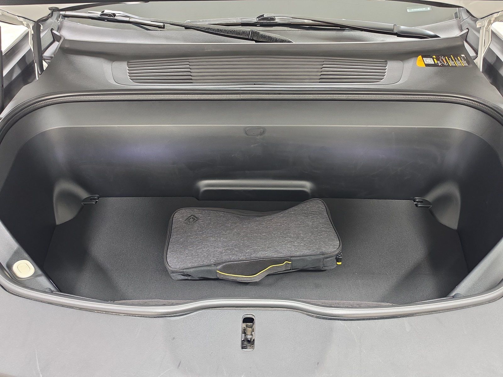 Used 2023 Rivian R1T Adventure Quad AWD/4WD image 14