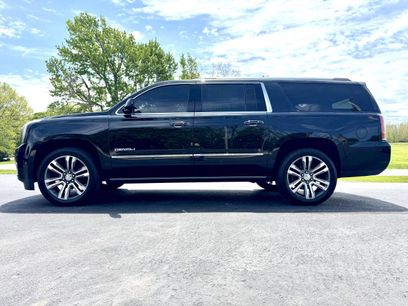 Used 2019 GMC Yukon XL Denali w/ Denali Ultimate Package