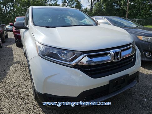 Used 2018 Honda CR-V LX image 3