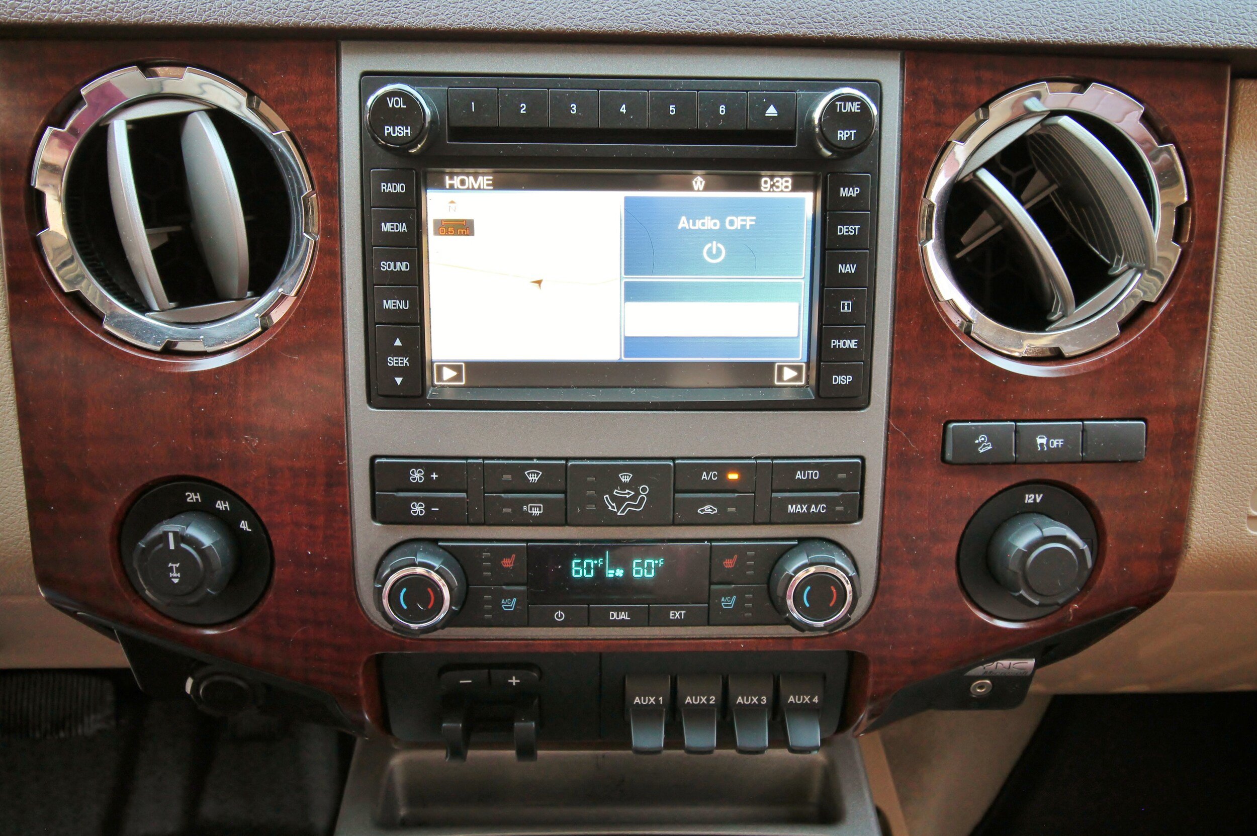 Used 2012 Ford F250 King Ranch w/ King Ranch w/Chrome Pkg AWD/4WD image 29