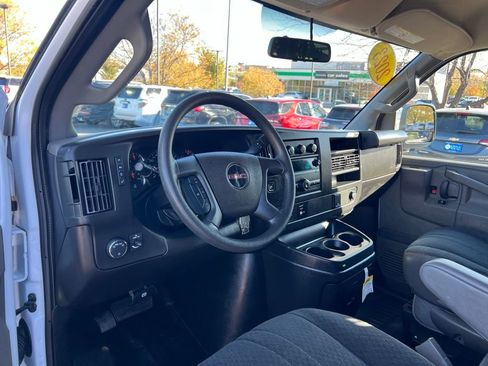 Used 2023 GMC Savana 2500 w/ Driver Convenience Package image 17