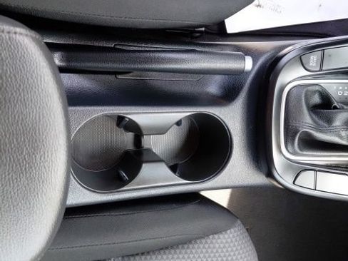 Certified 2025 Kia Soul LX w/ LX Technology Package FWD image 14