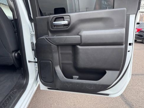 Used 2021 Chevrolet Silverado 2500 LT w/ Z71 Off-Road Package image 13