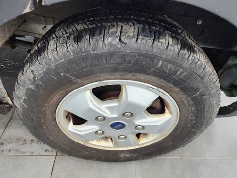 Used 2019 Ford Transit 350 XLT image 3