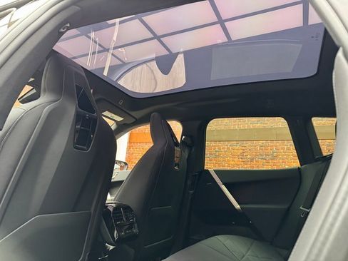 New 2026 BMW iX xDrive60 w/ Premium Package image 24