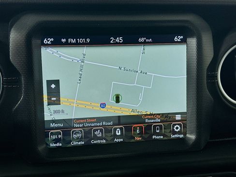 Used 2022 Jeep Wrangler Unlimited Sahara w/ Cold Weather Group AWD/4WD image 22