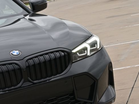 New 2026 BMW 330i xDrive Sedan w/ M Sport Package image 9