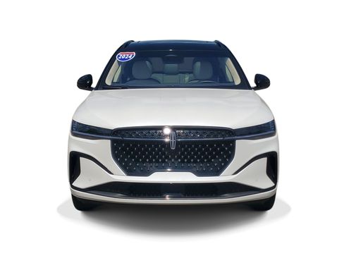 Certified 2024 Lincoln Nautilus Black Label w/ Jet Appearance Package (87T) AWD/4WD image 2