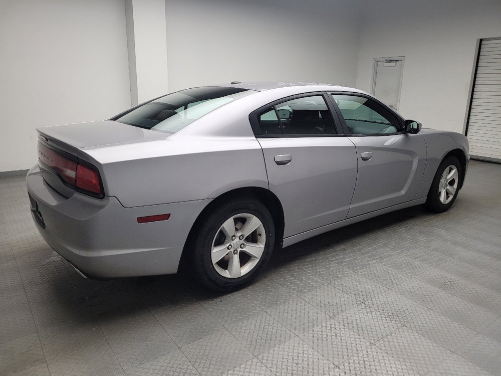 Used 2014 Dodge Charger SE w/ Connectivity Group RWD image 10