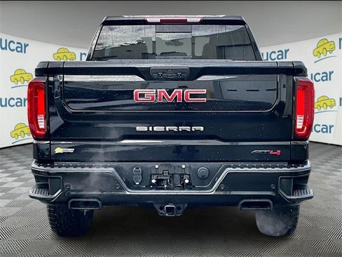 Used 2022 GMC Sierra 1500 AT4 w/ AT4 Premium Package image 4