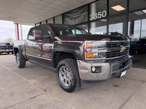 Used 2016 Chevrolet Silverado 2500 LT w/ LT Convenience Package AWD/4WD image 3