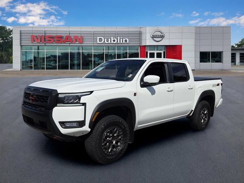 New 2026 Nissan Frontier PRO-4X w/ Pro Premium Package AWD/4WD image 1