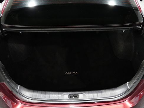 Used 2023 Nissan Altima 2.5 SV image 12