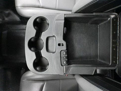 Used 2022 RAM 2500 Tradesman image 32