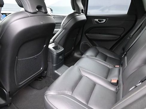 Used 2024 Volvo XC60 T8 Ultimate w/ Climate Package AWD/4WD image 14
