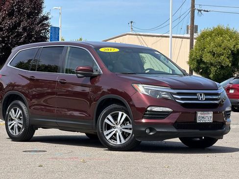 Used 2017 Honda Pilot EX-L image 2