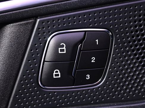 Used 2024 Ford Edge ST image 24