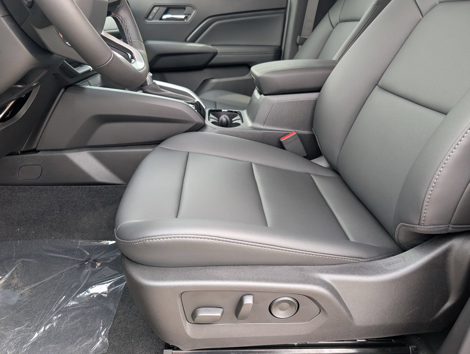 New 2026 Chevrolet Colorado LT w/ LT Convenience Package AWD/4WD image 7